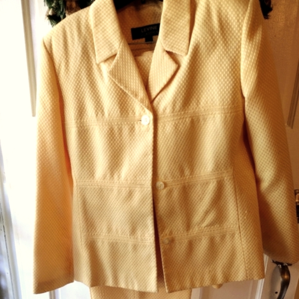 3 piece Larry Levine classic suit